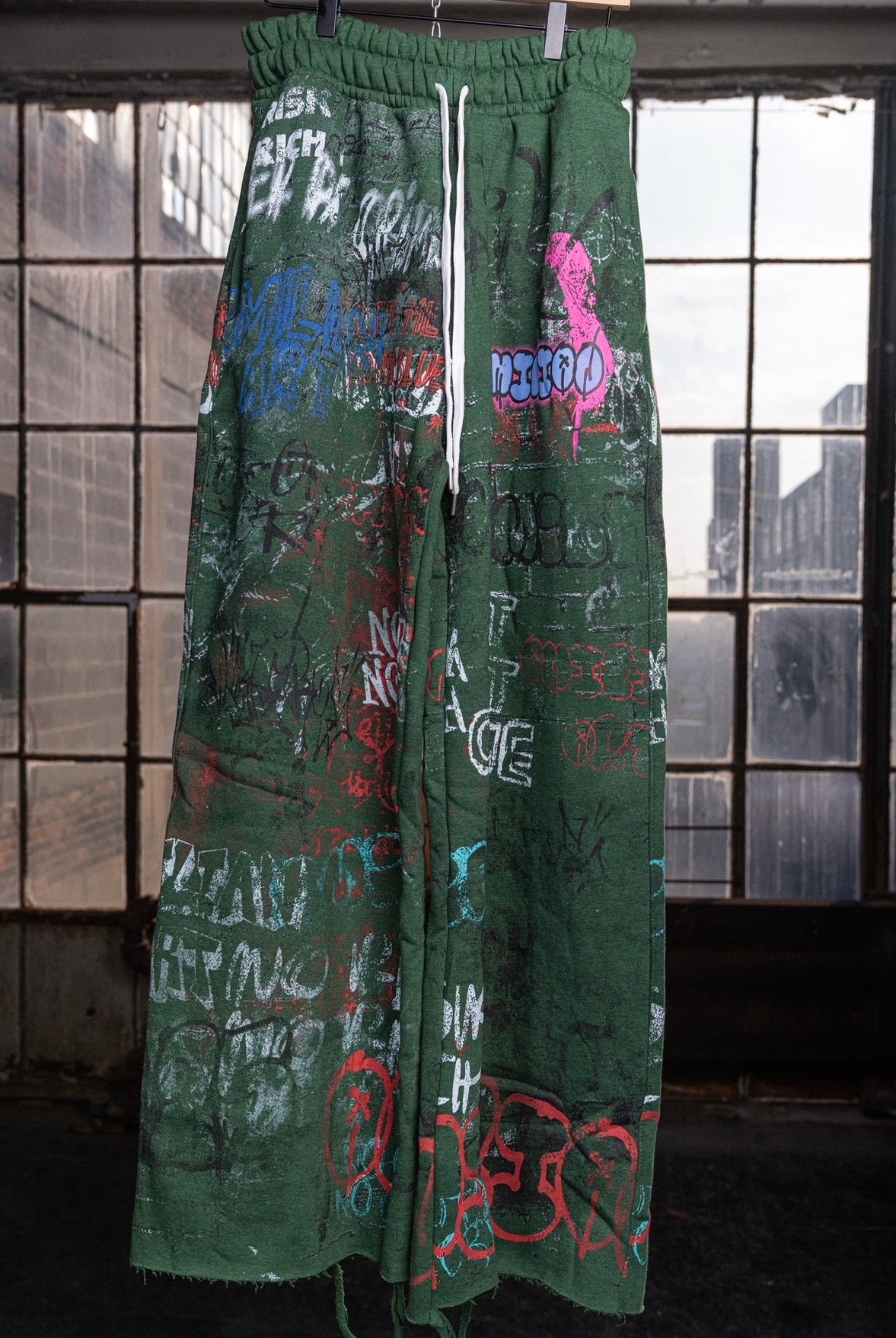AMILLY ART GREEN